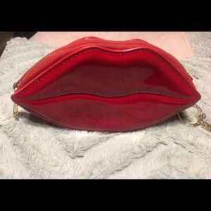 Cute red lips 💋 coin purse